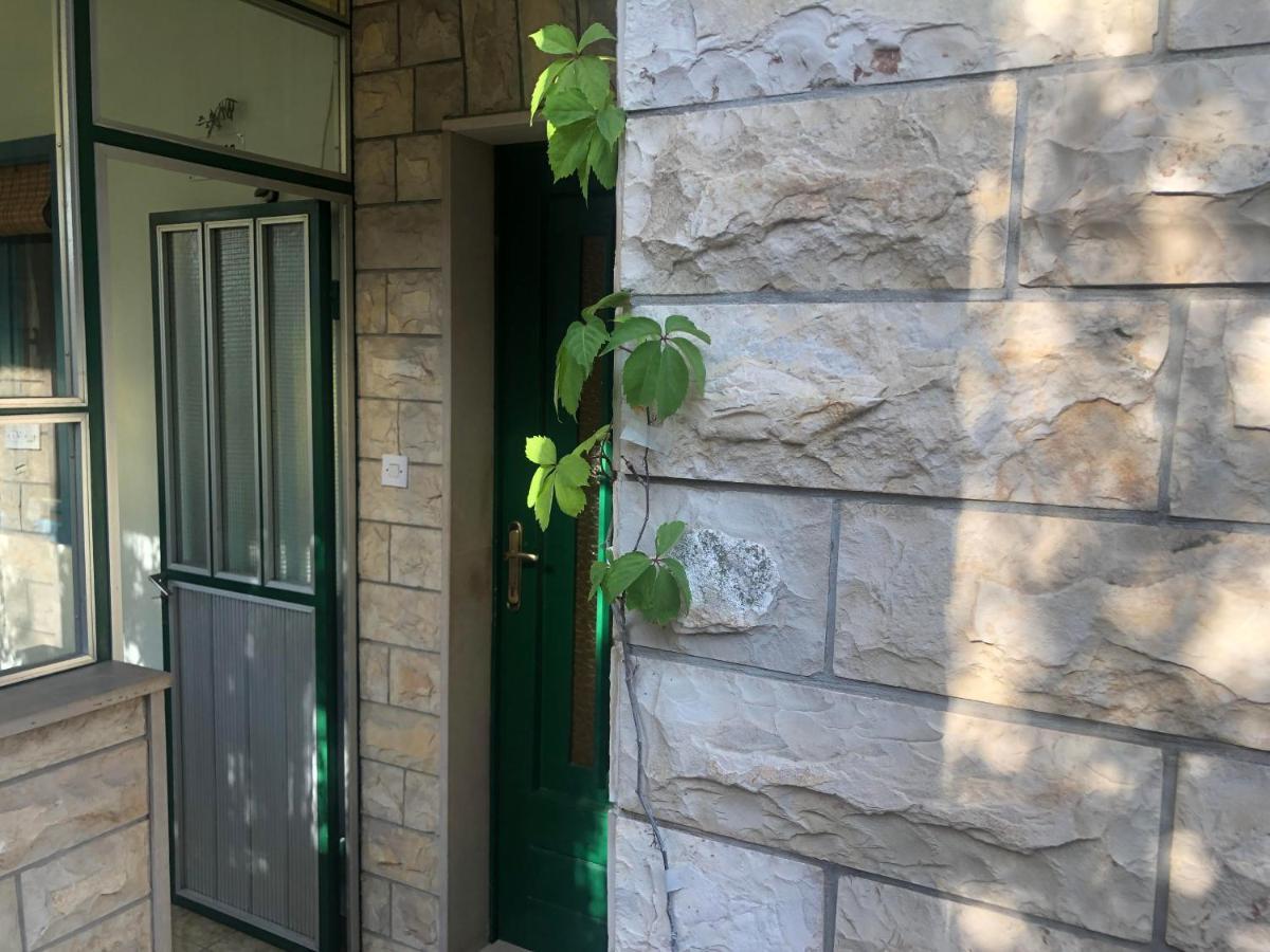 Garden Apartman Split Exterior photo