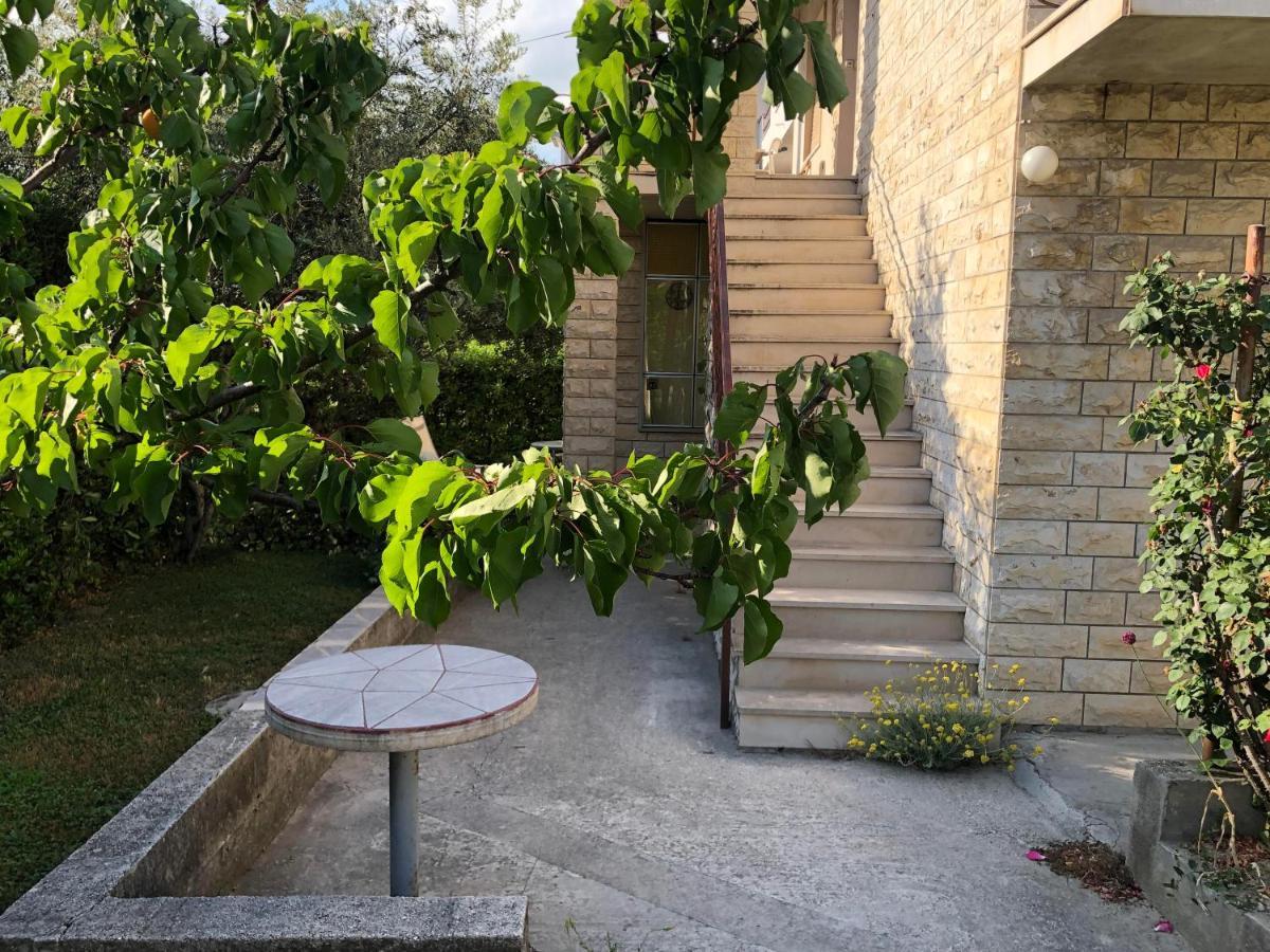Garden Apartman Split Exterior photo