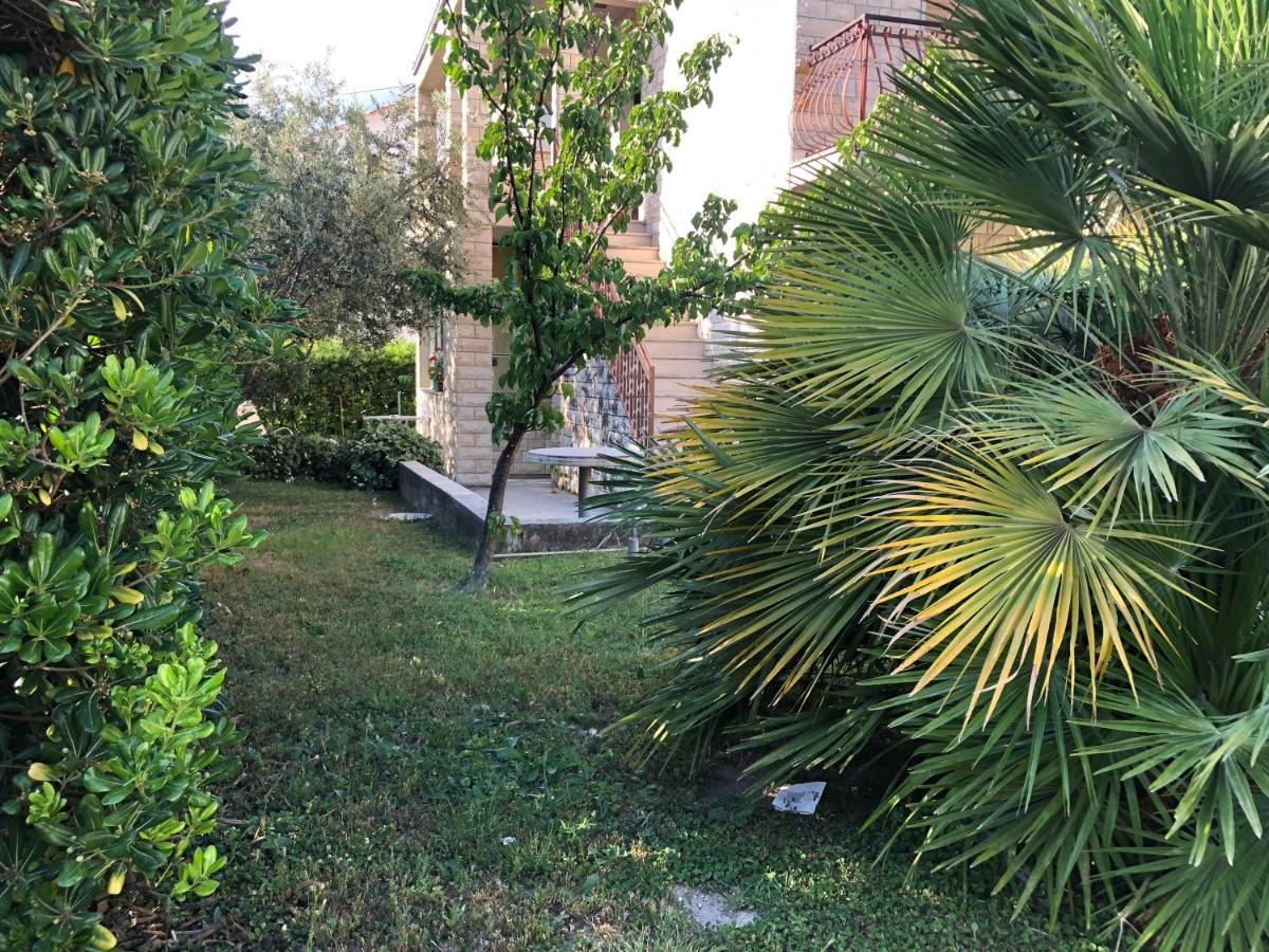 Garden Apartman Split Exterior photo